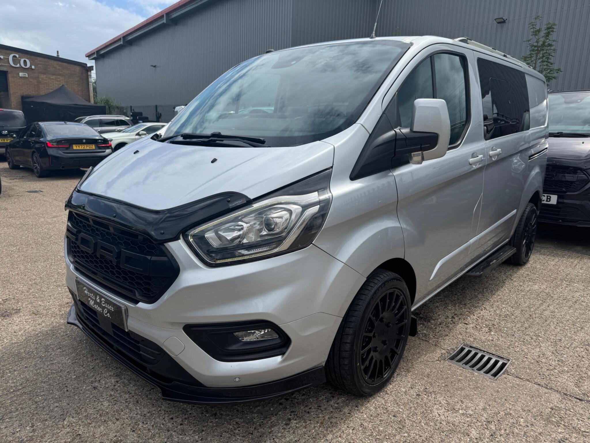 Ford Transit Custom view 7