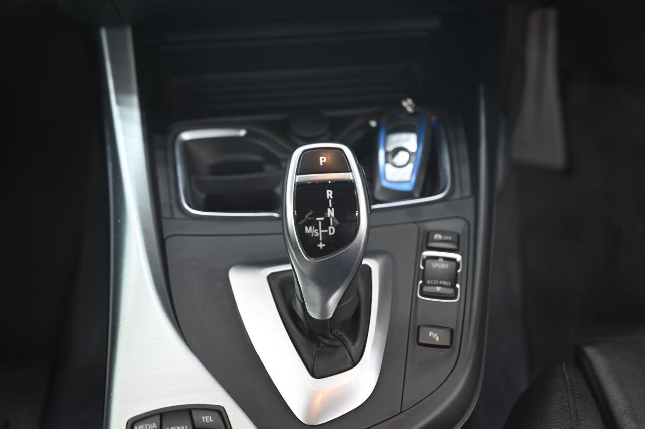 BMW 2 Series view 34