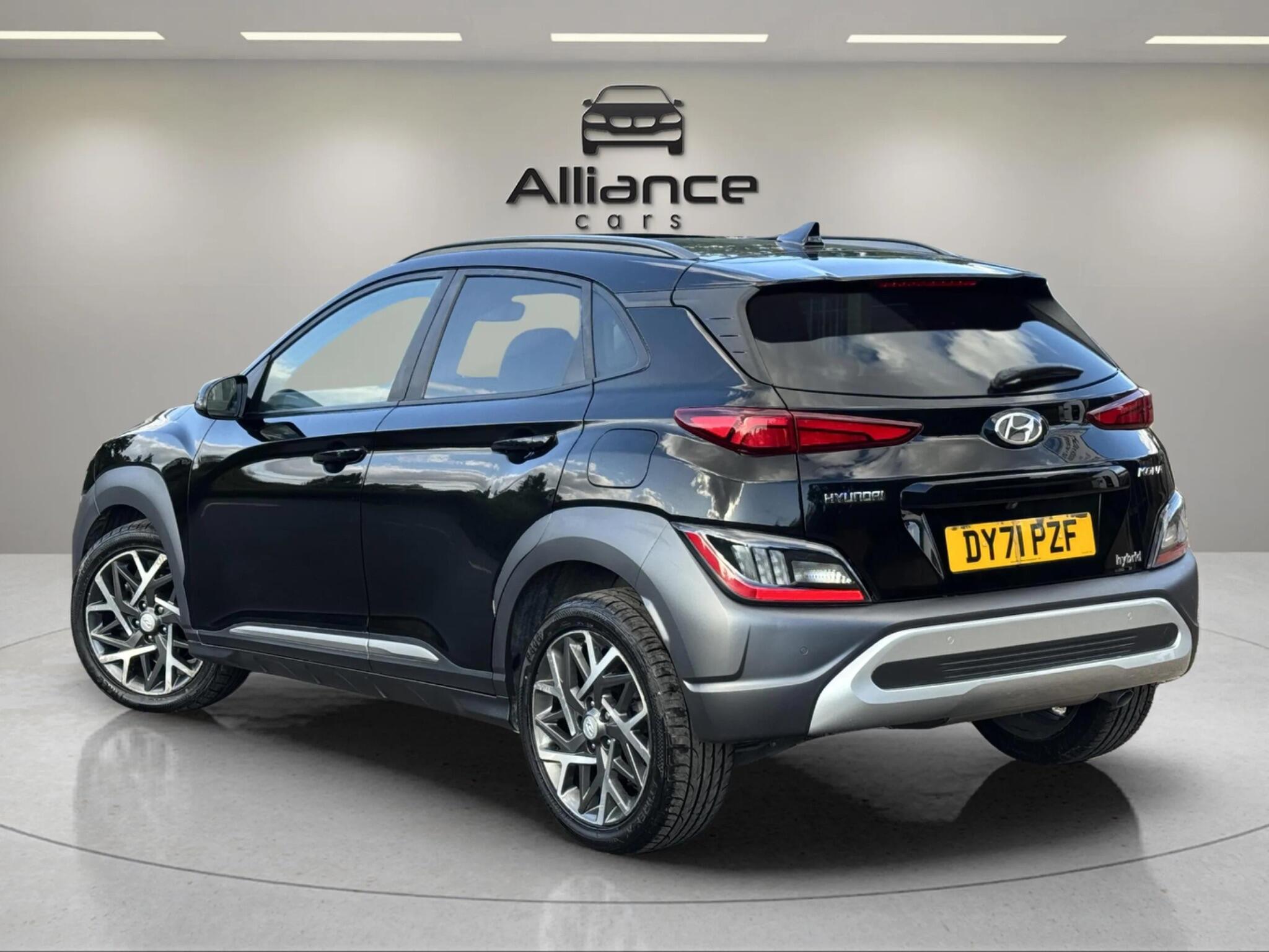 Hyundai Kona view 75