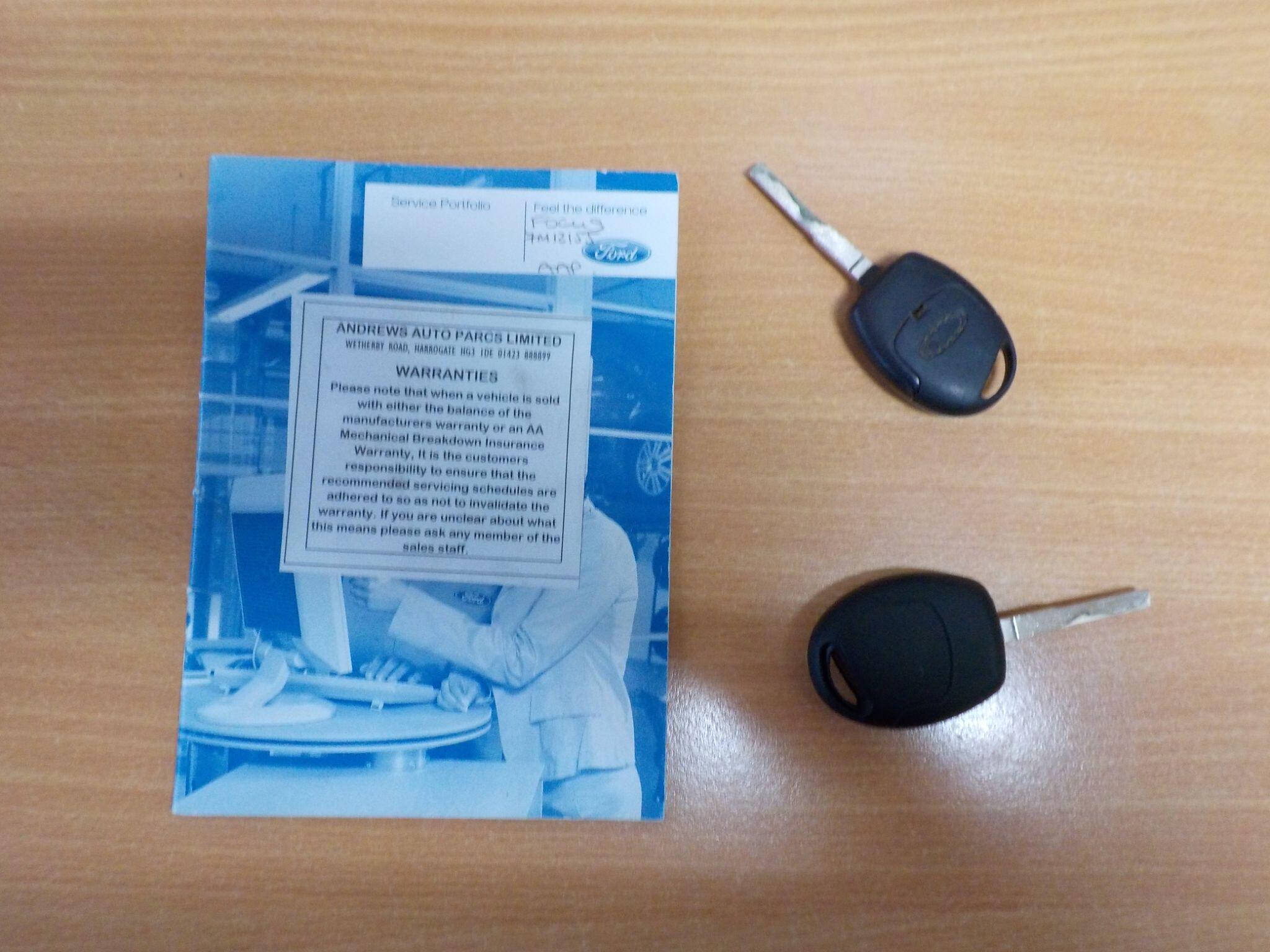 Ford Focus 1.6 Style 5dr