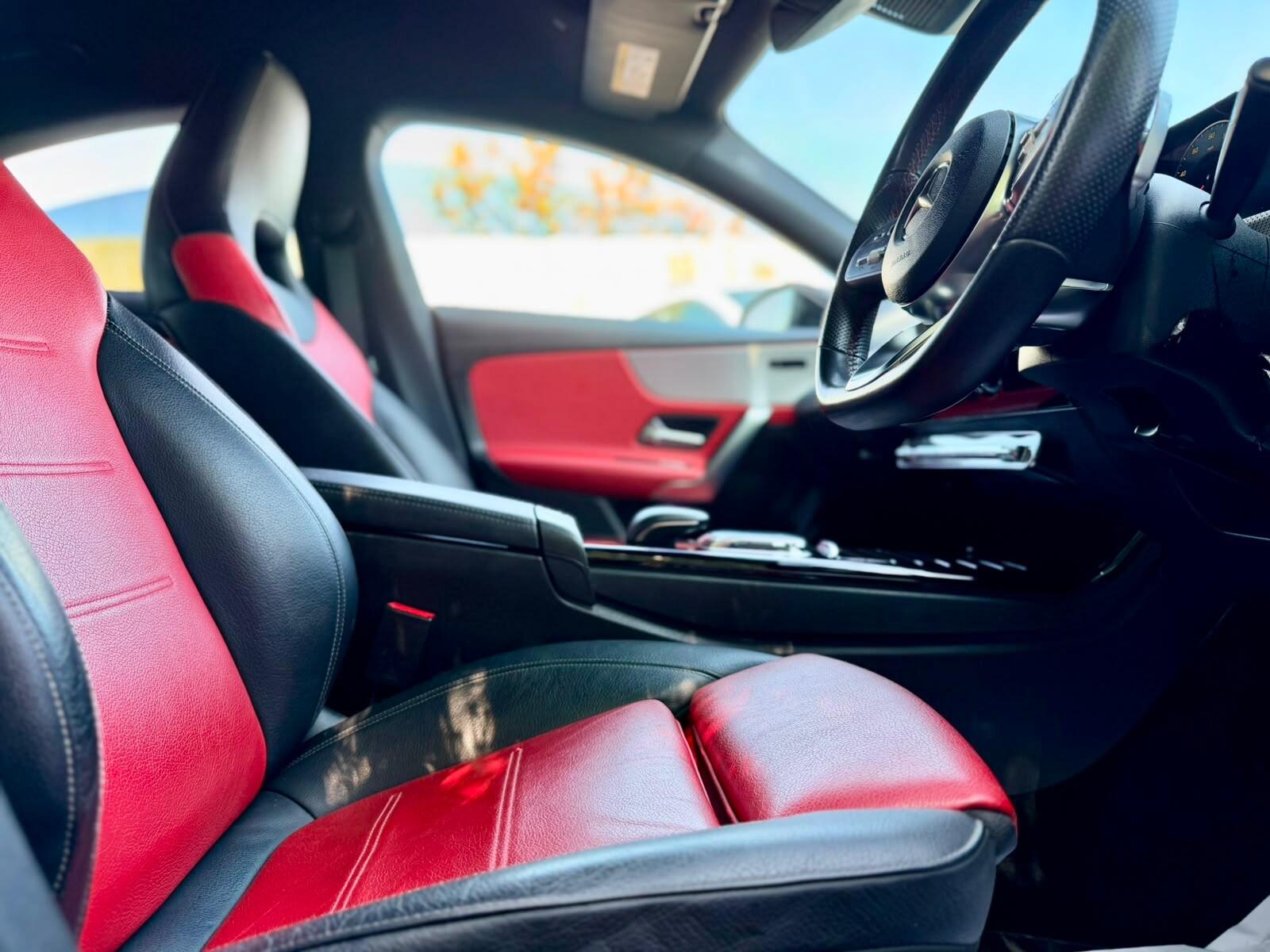 Mercedes-Benz Cla view 18