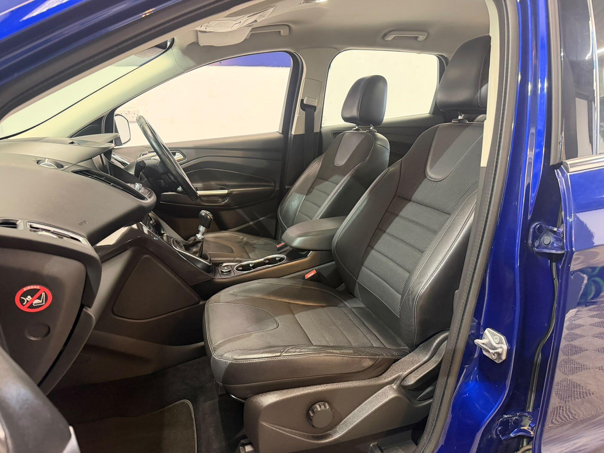 Ford Kuga view 23
