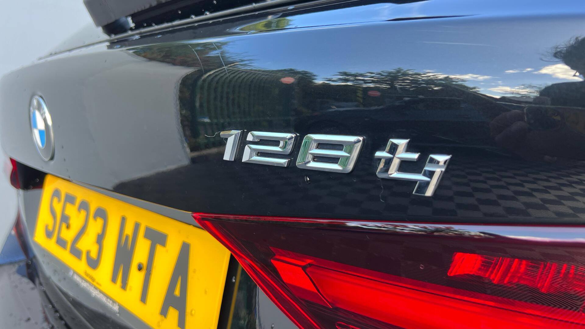 BMW 1 Series view 29