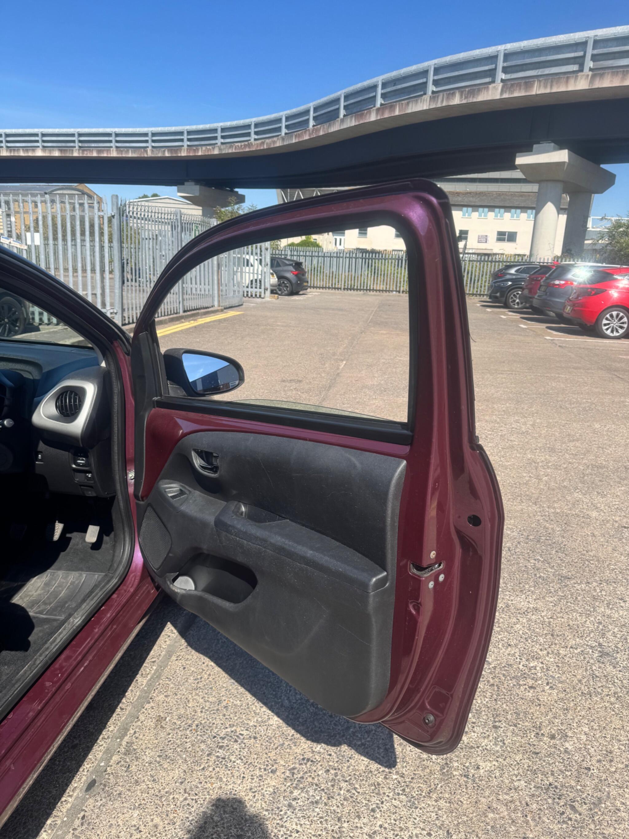 Peugeot 108 view 30