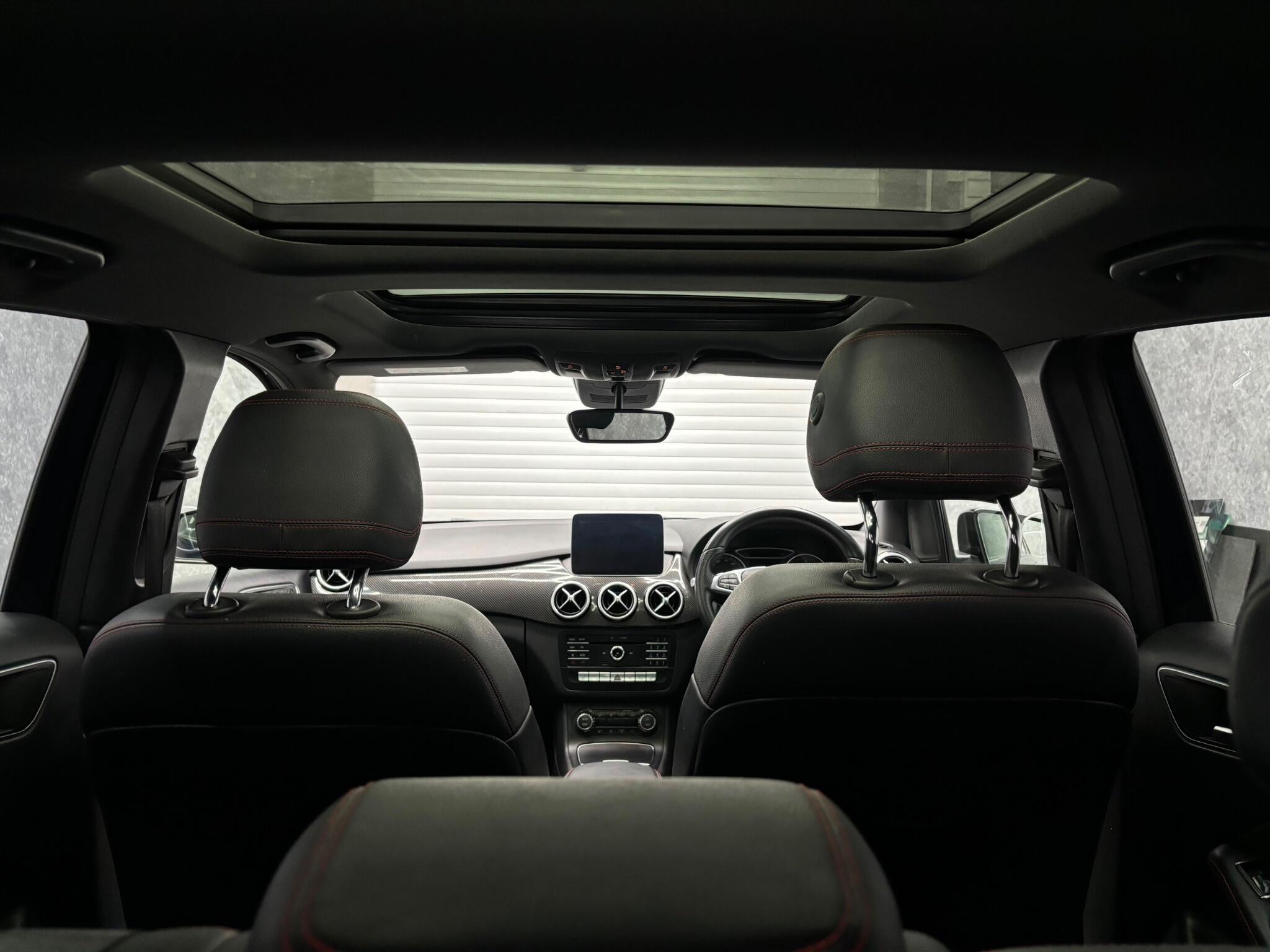Mercedes-Benz B Class view 20