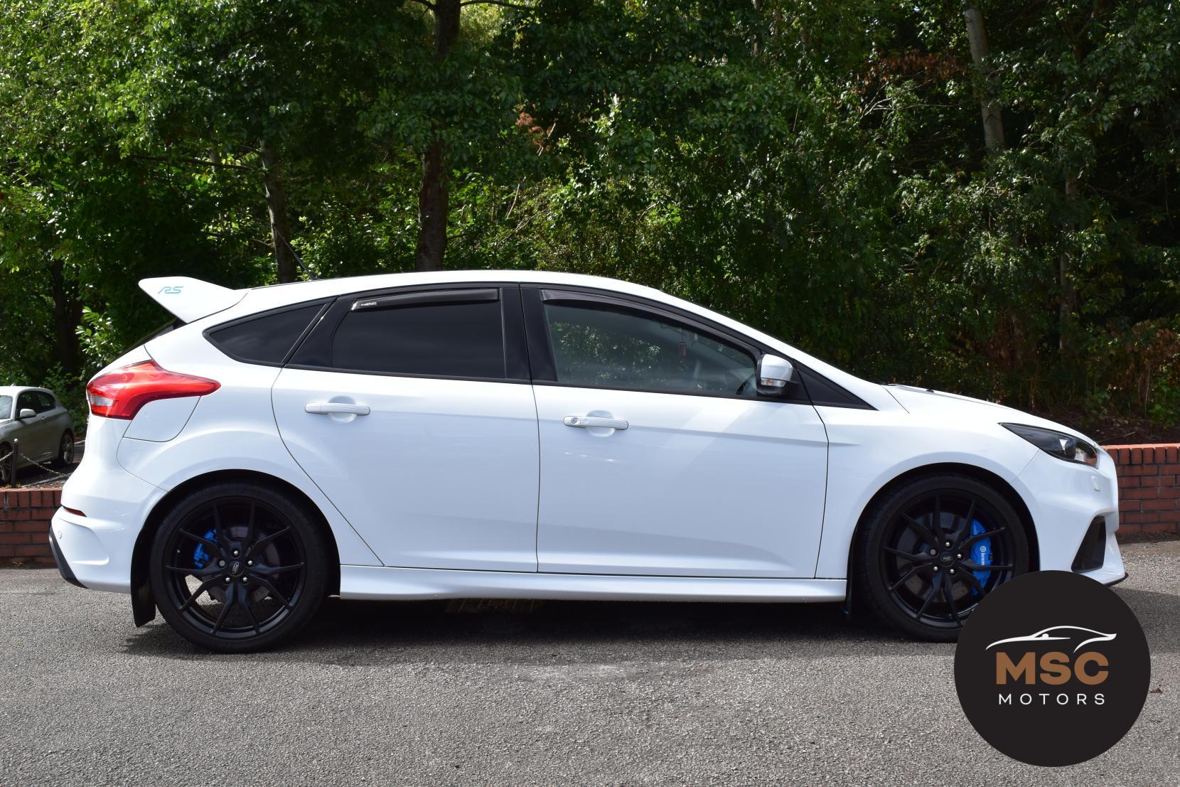 Ford Focus view 22