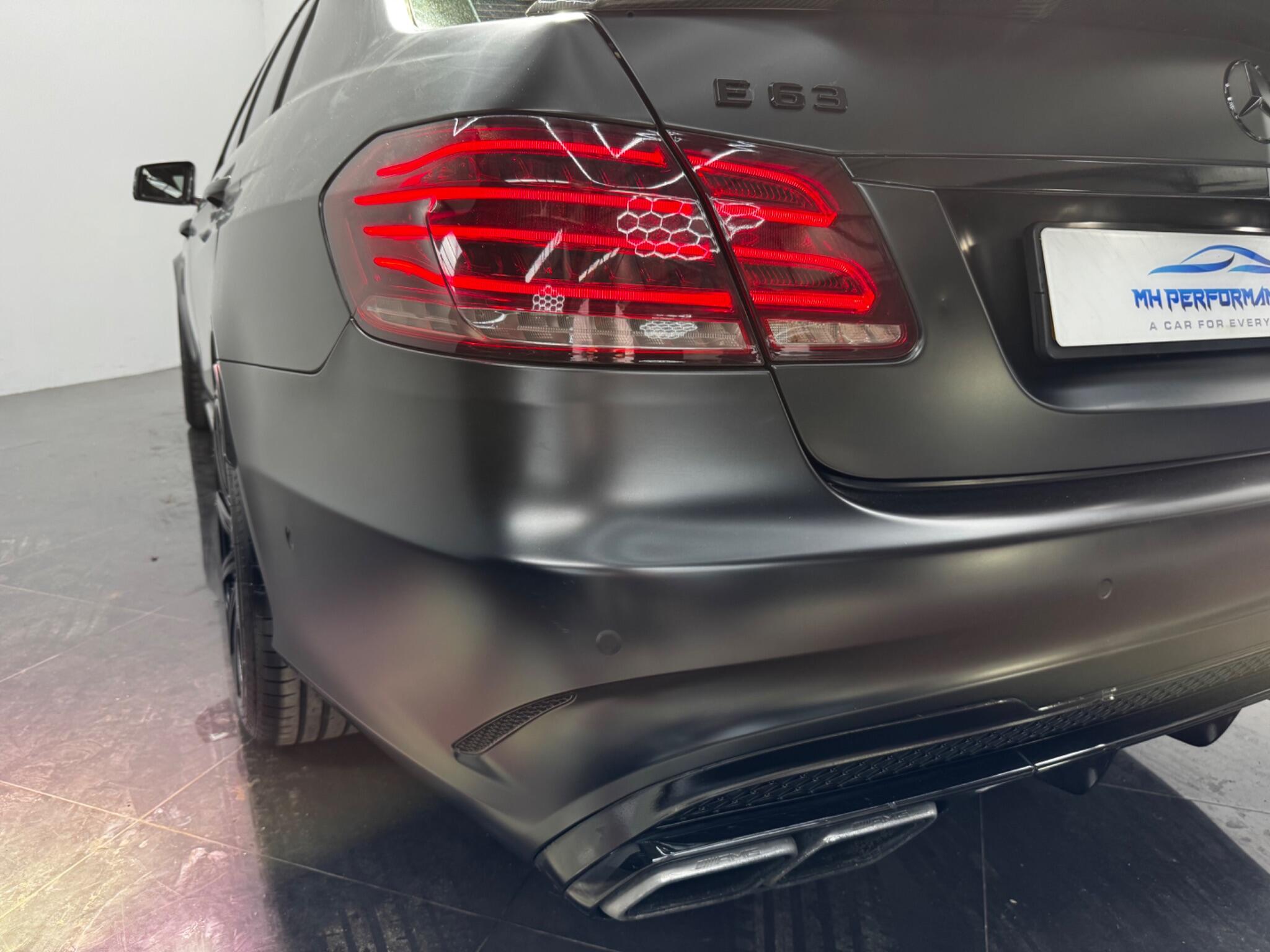 Mercedes-Benz E-Class view 27