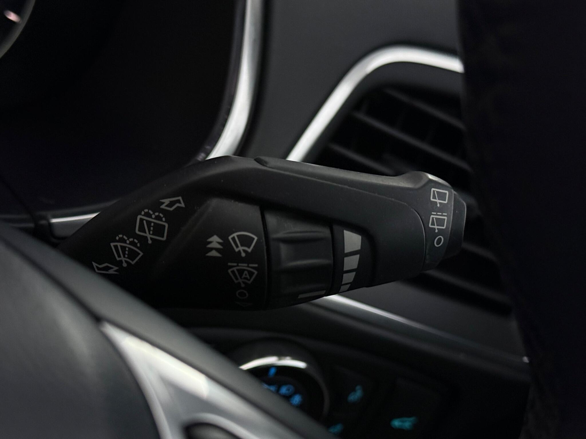 Ford S-Max view 25