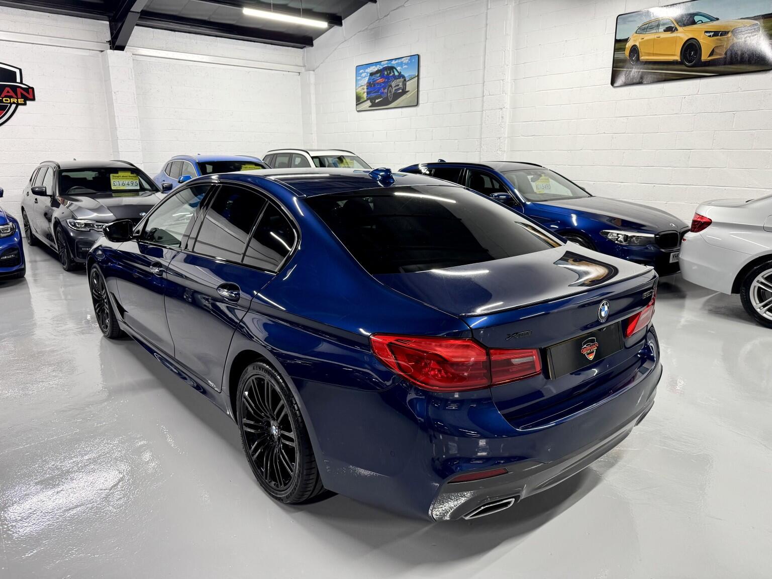 BMW 5 Series view 24