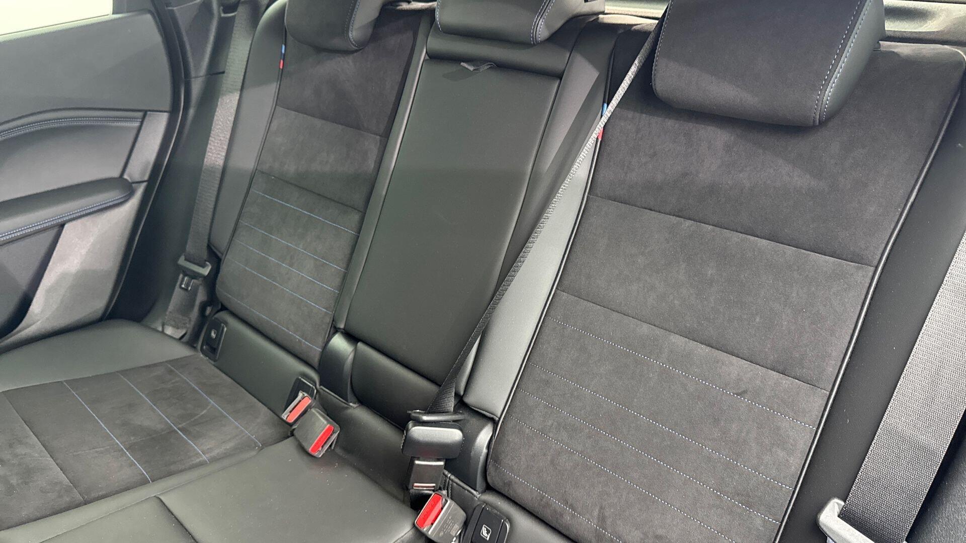 BMW 2 Series view 12