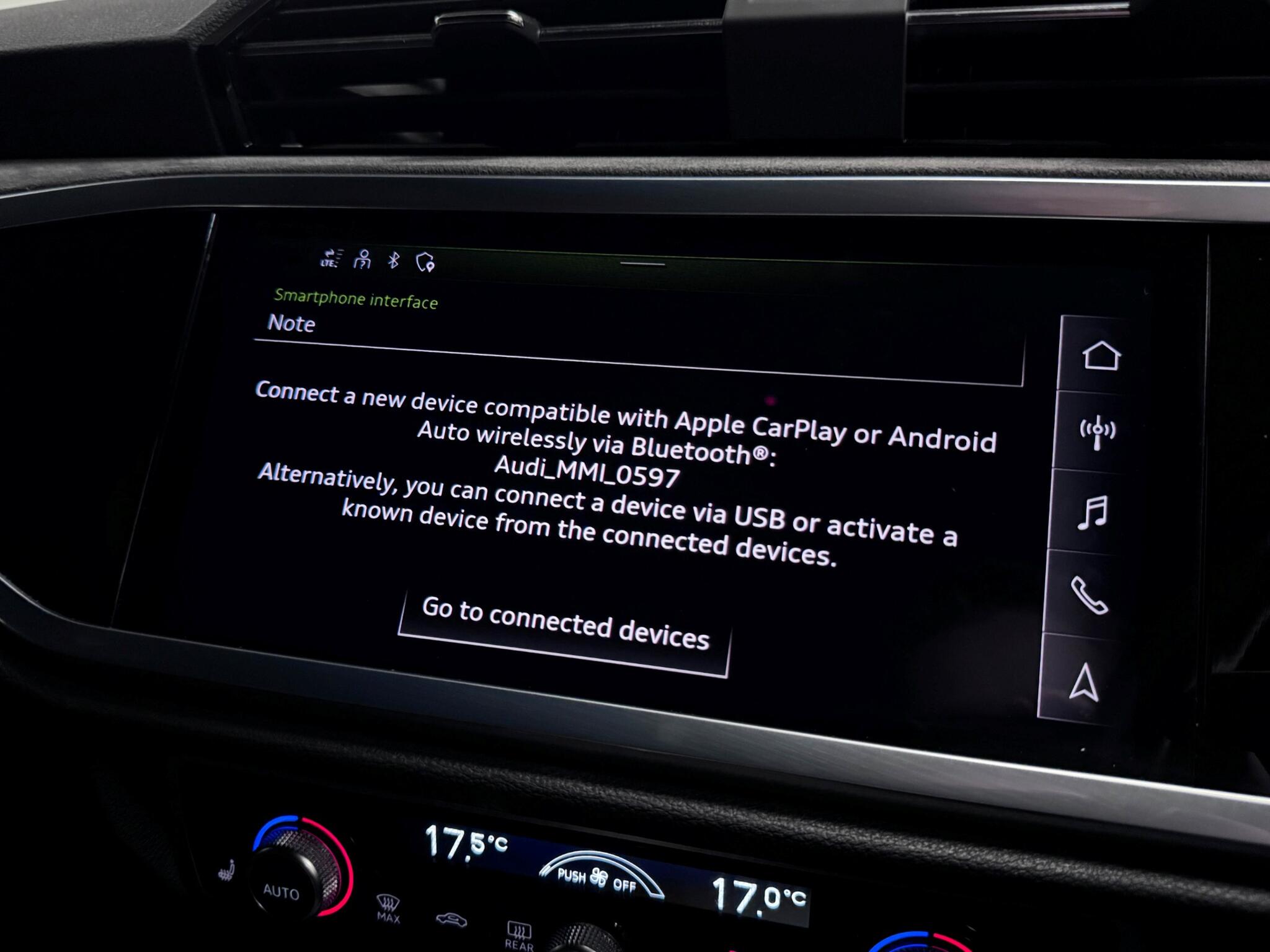 Audi RS Q3 view 9