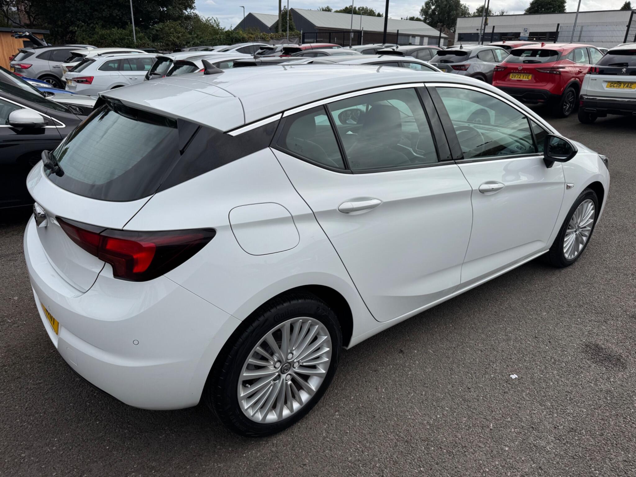Vauxhall Astra view 18