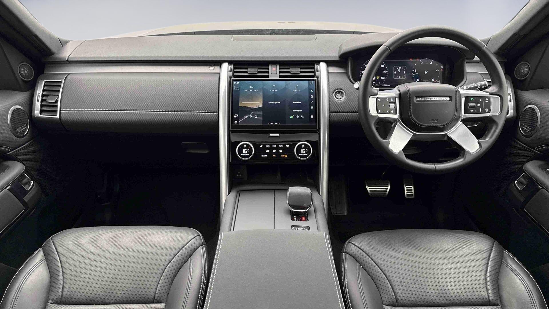 Land Rover Discovery view 9