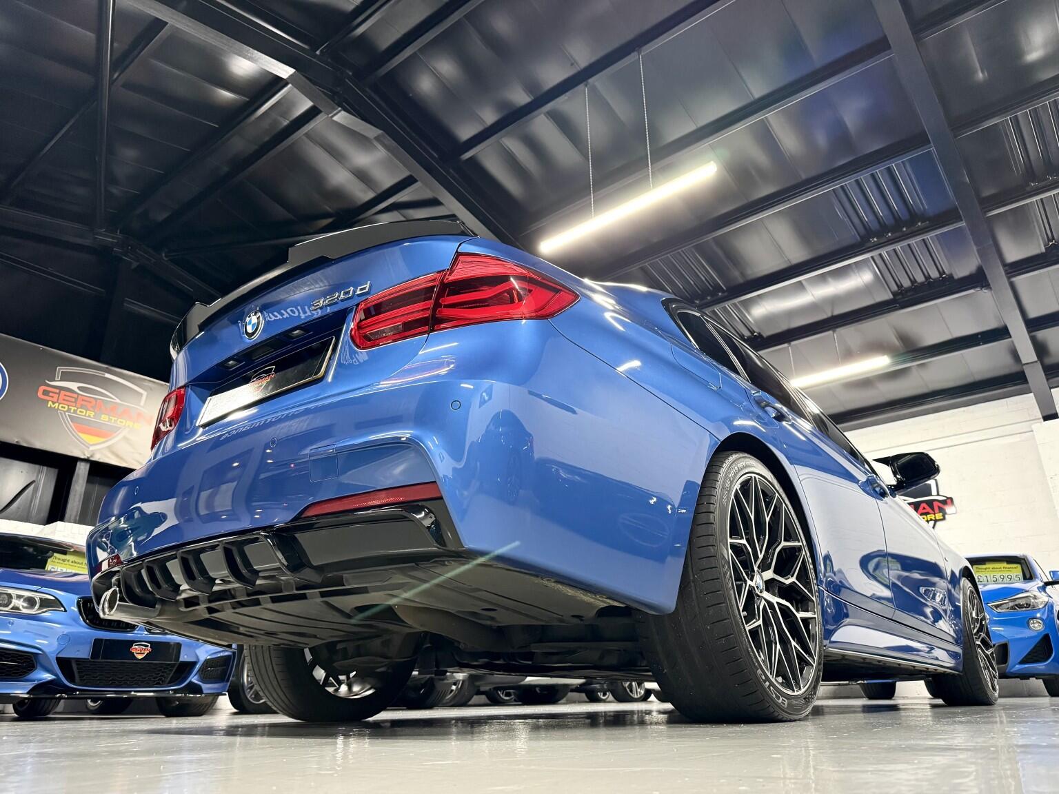 BMW 3 Series view 8