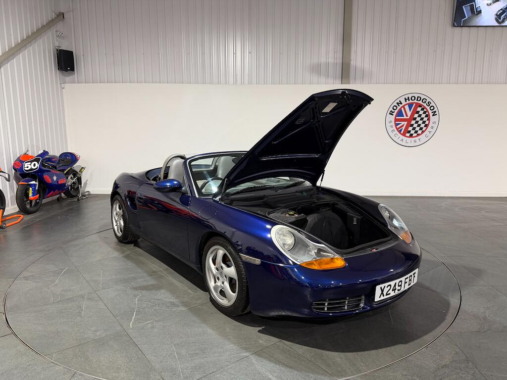 Porsche Boxster view 27