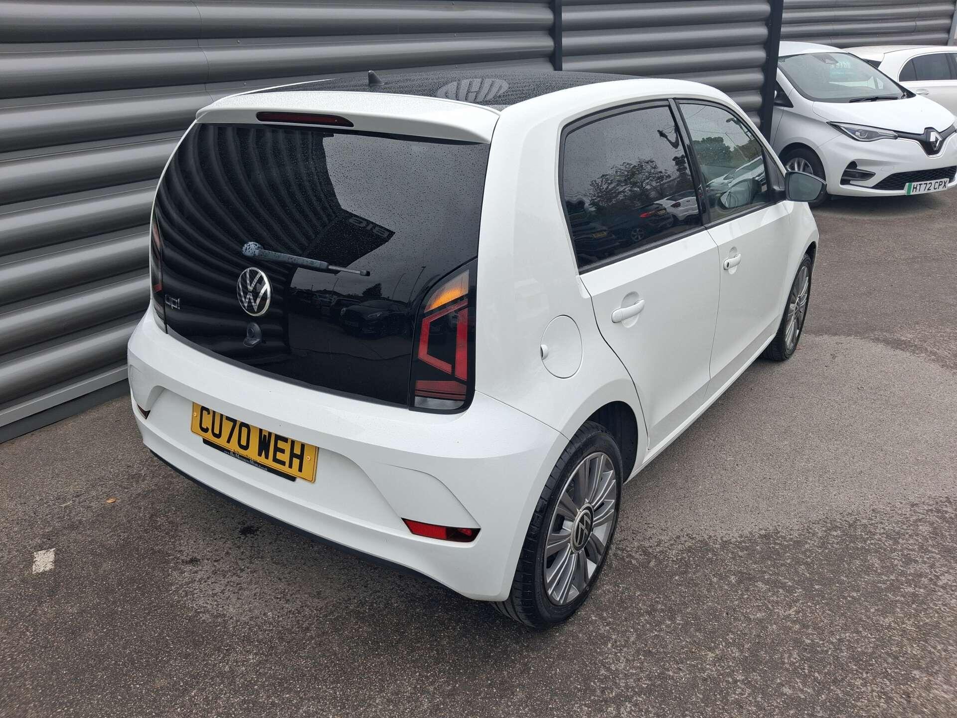 Volkswagen up! view 5