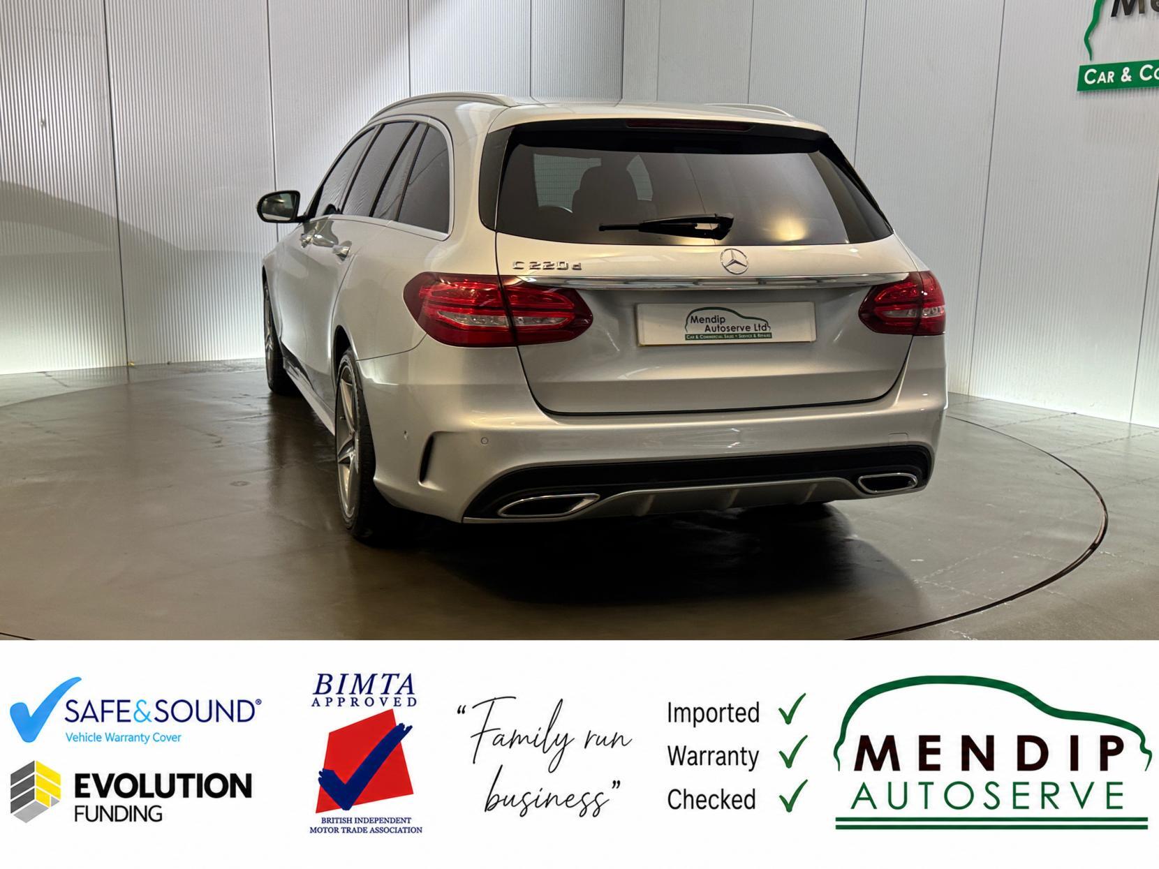Mercedes-Benz C-Class view 18