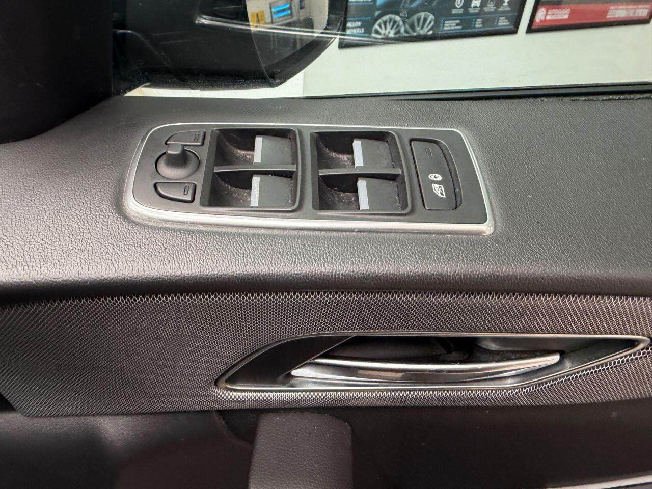 Jaguar F-Pace view 28