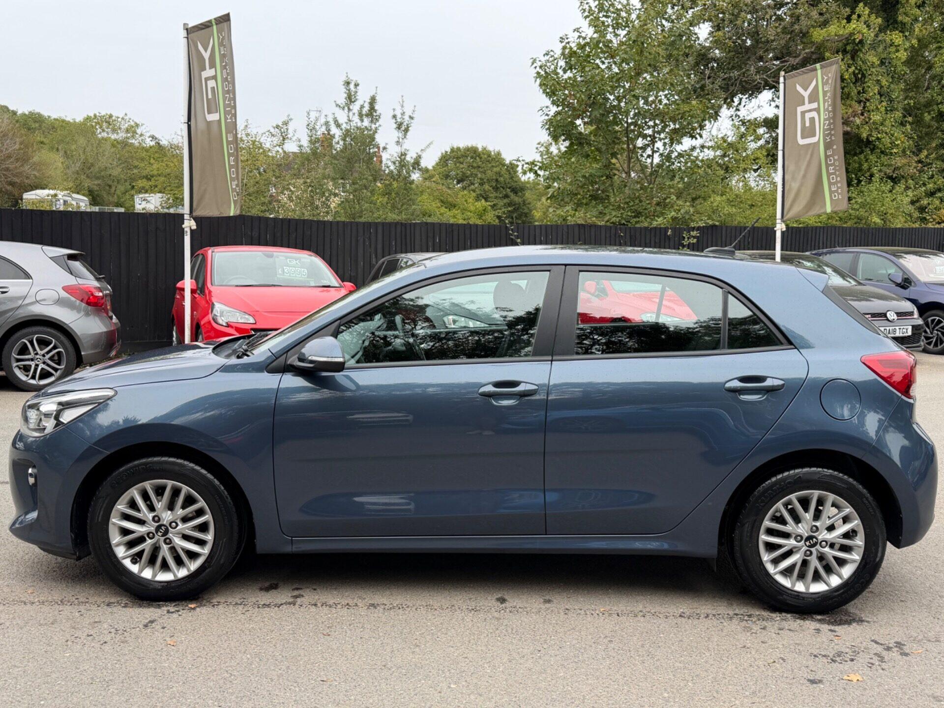 Kia Rio view 9