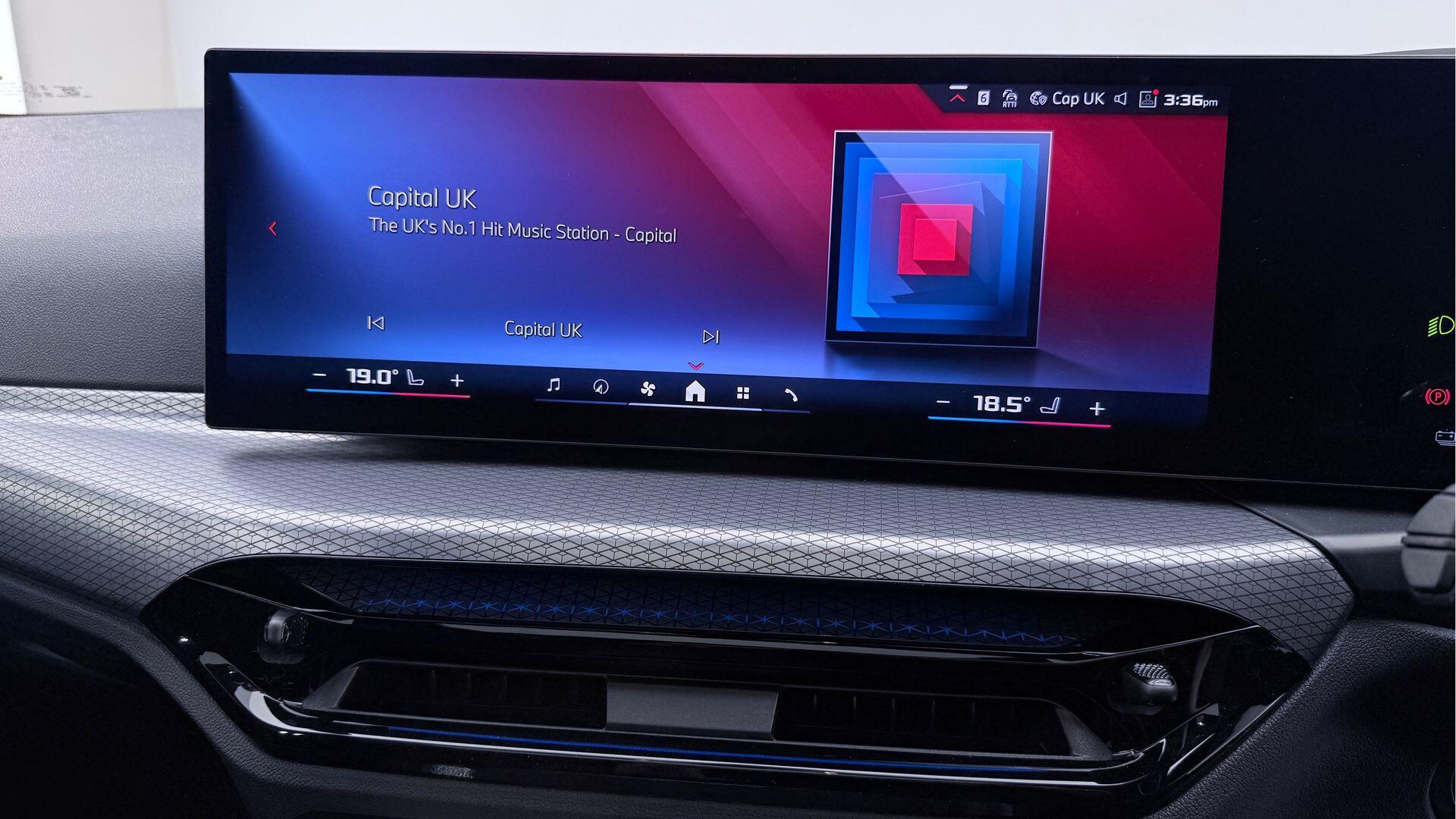 BMW I4 view 8