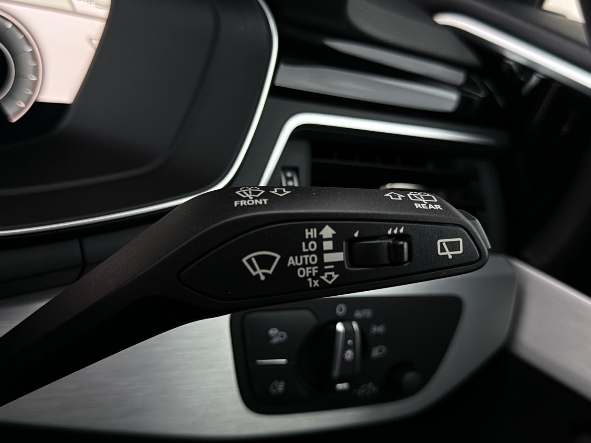 Audi A4 view 20