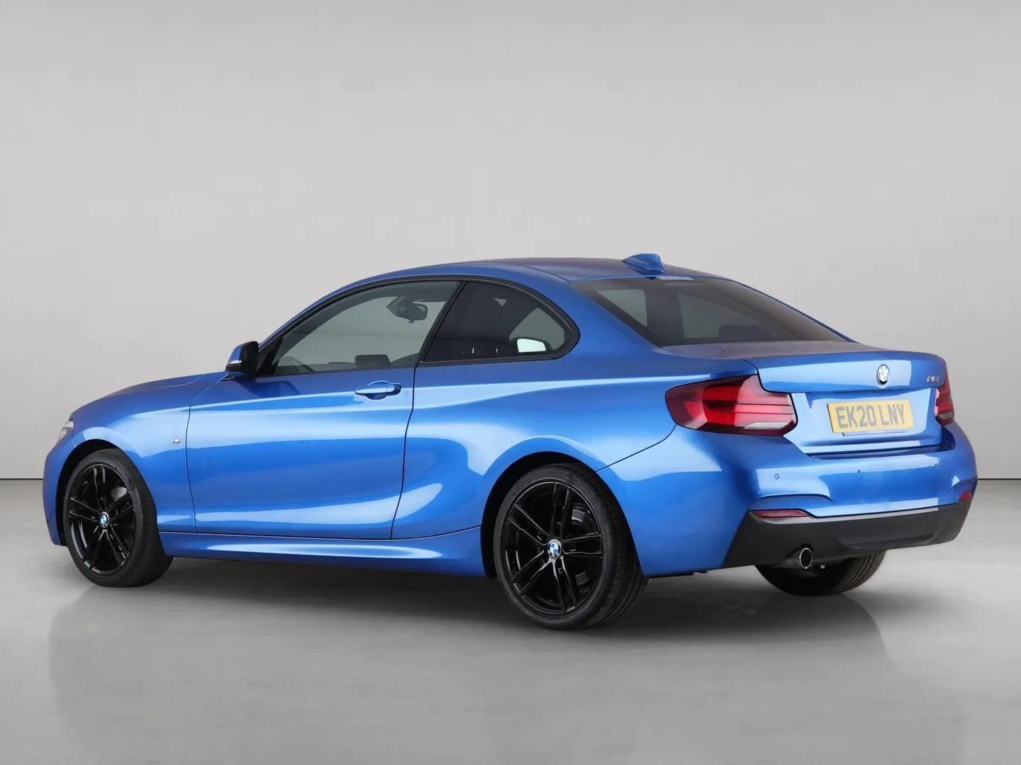 BMW 2 Series view 6