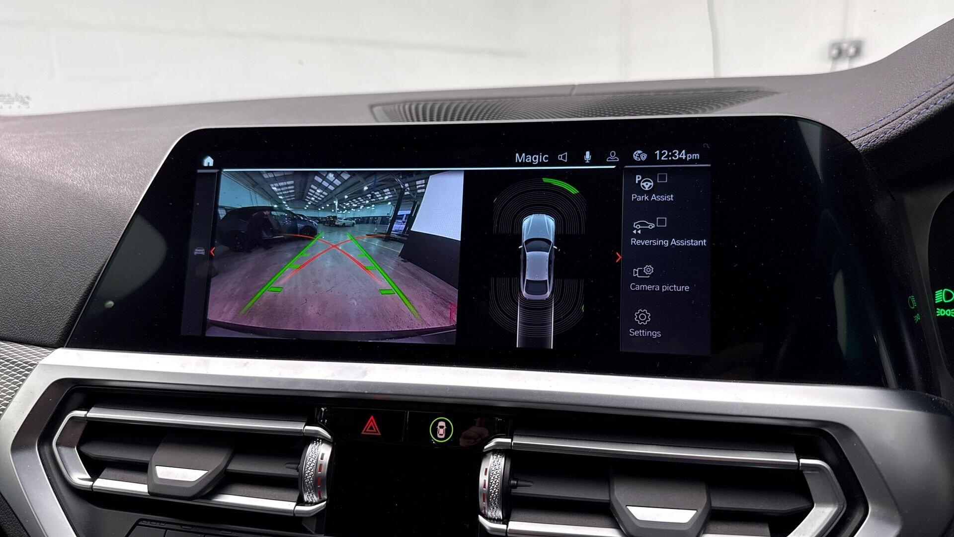 BMW 4 Series view 24