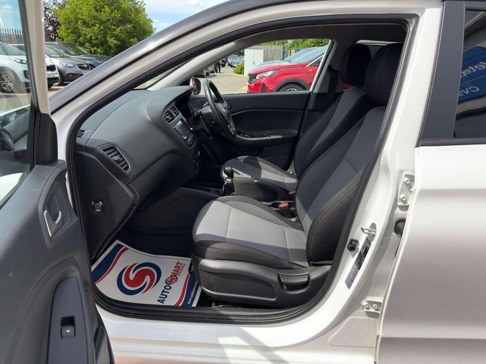 Hyundai I20 view 58