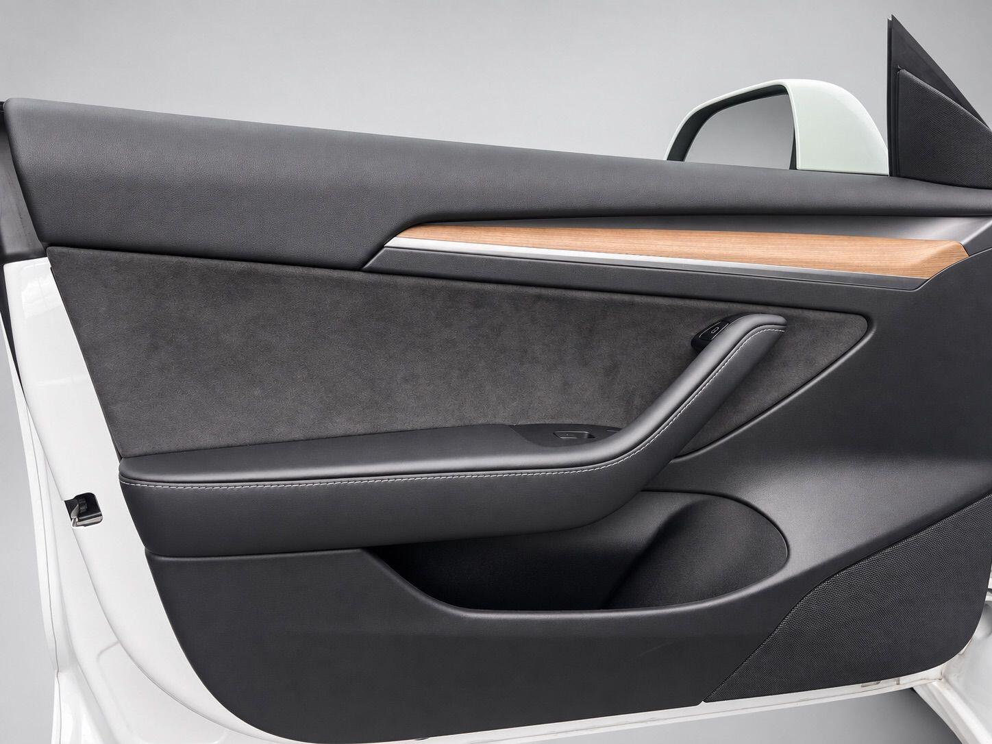 Tesla Model 3 view 29