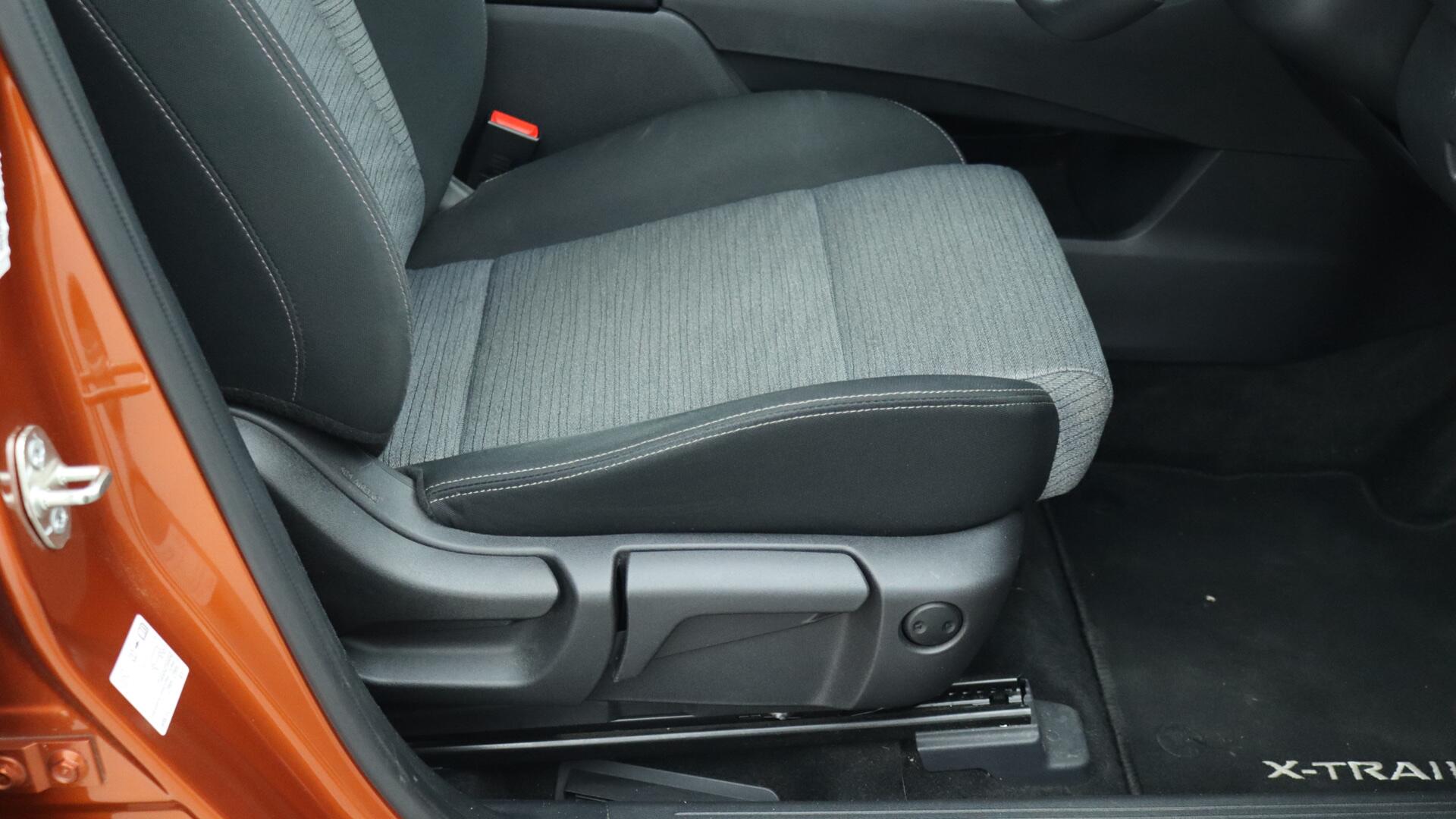Nissan X-Trail view 26