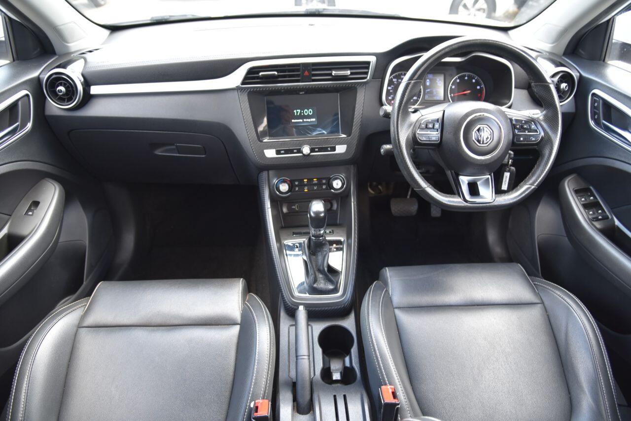 MG MG ZS view 2