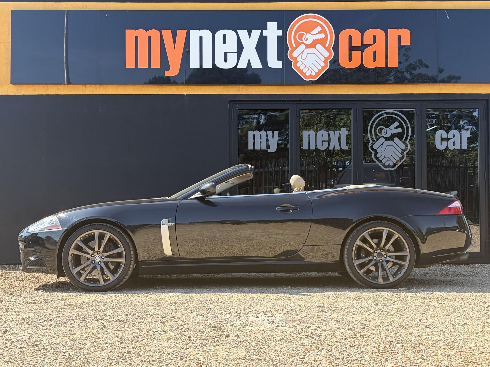 Jaguar XKR view 5