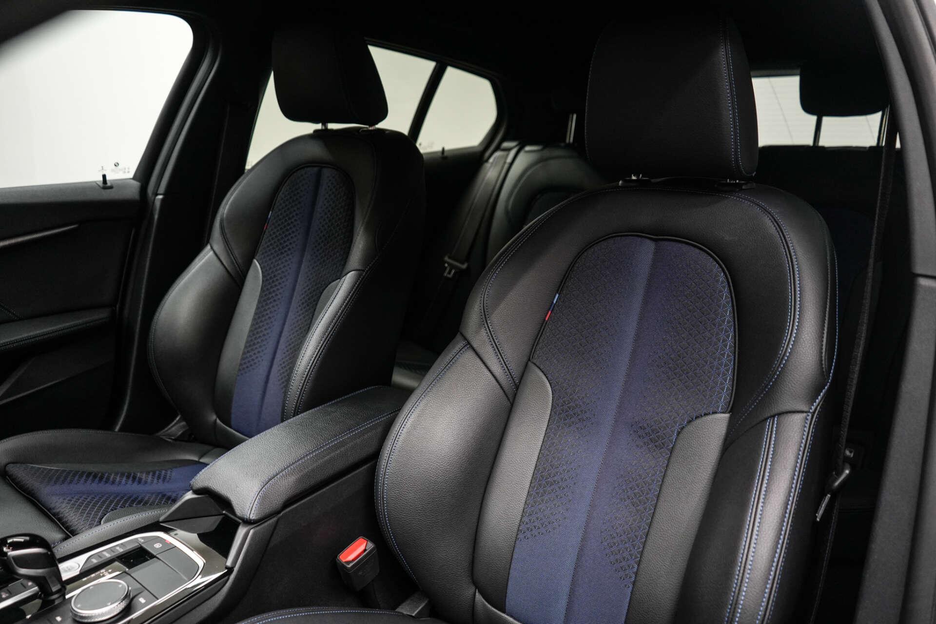 BMW 1 Series view 17