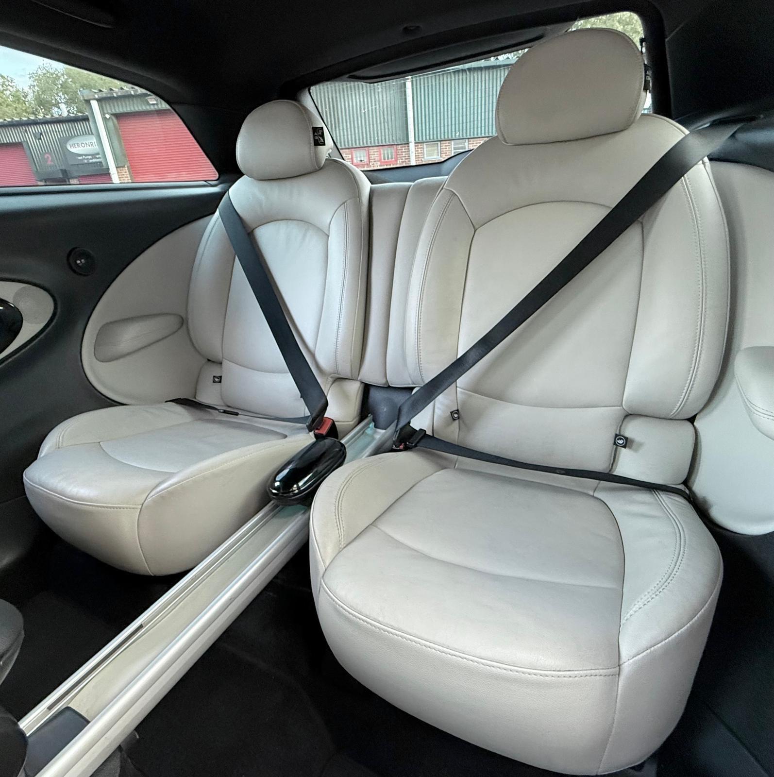 Mini Paceman view 24