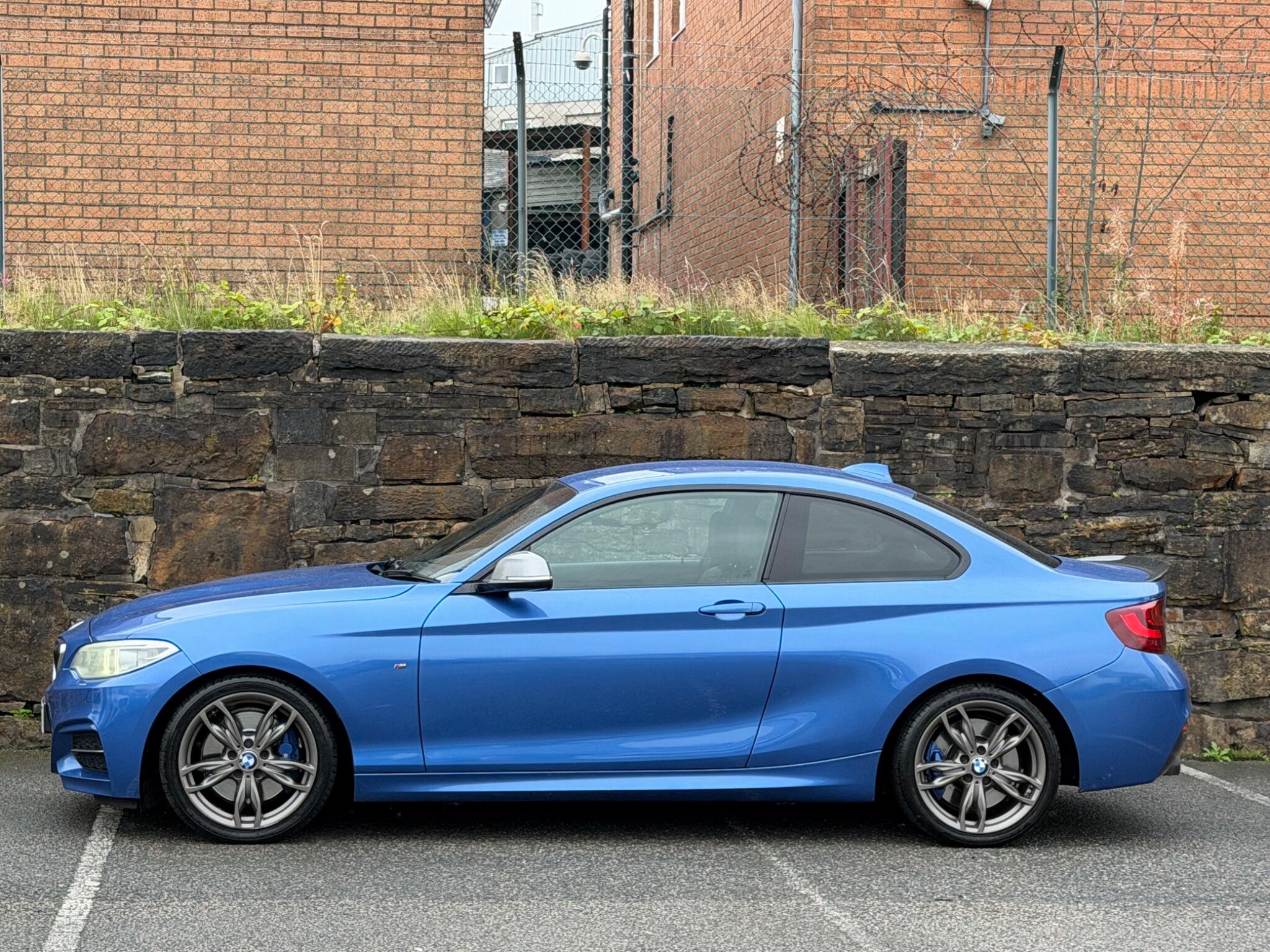 BMW 2 Series view 4