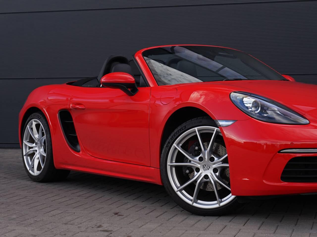 Porsche Boxster view 42