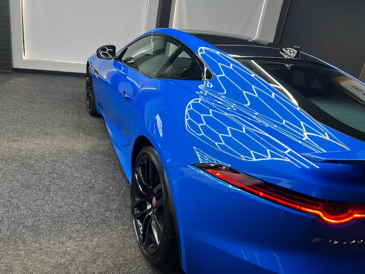 Jaguar F-Type view 6