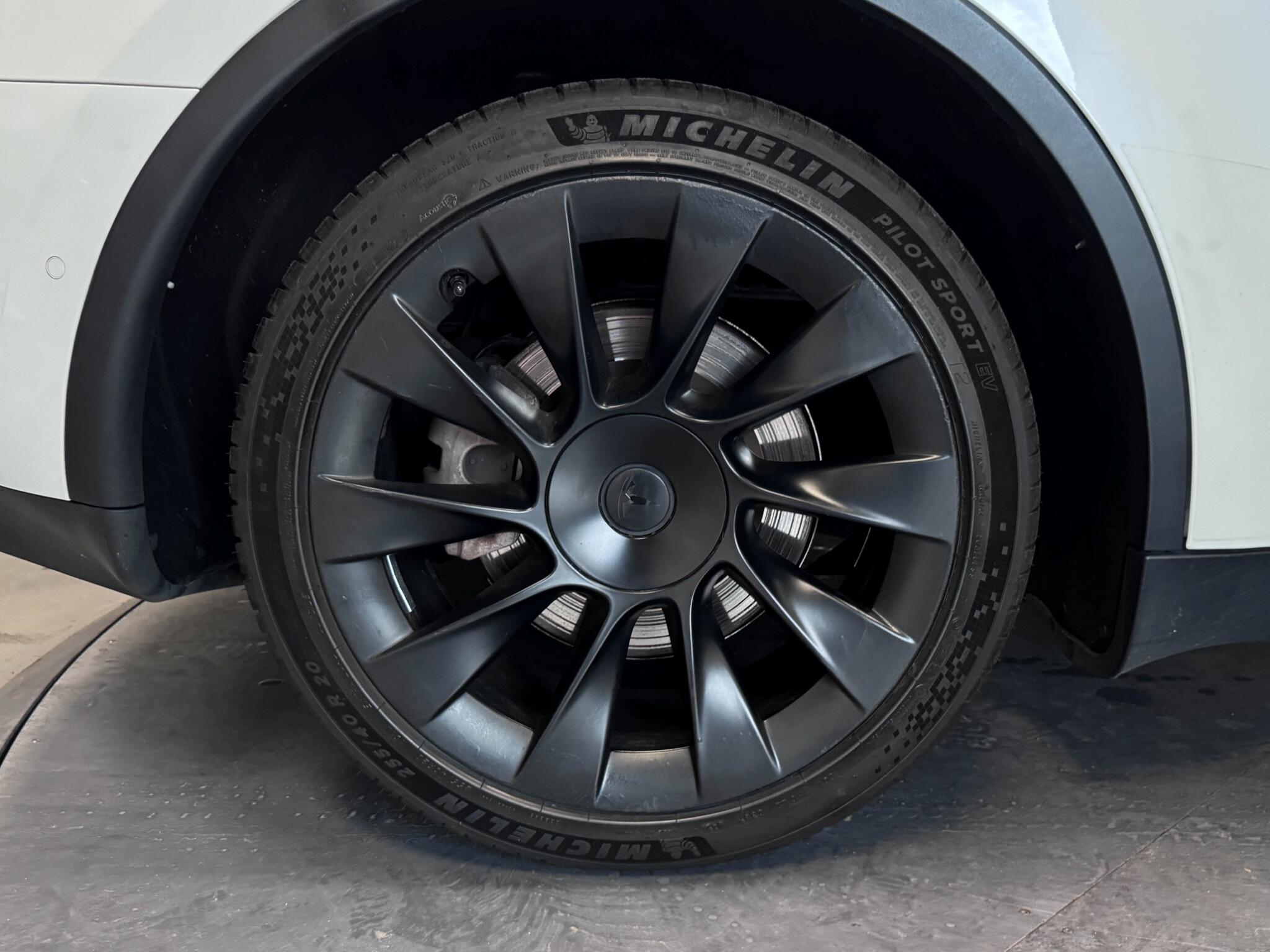 Tesla Model Y view 52