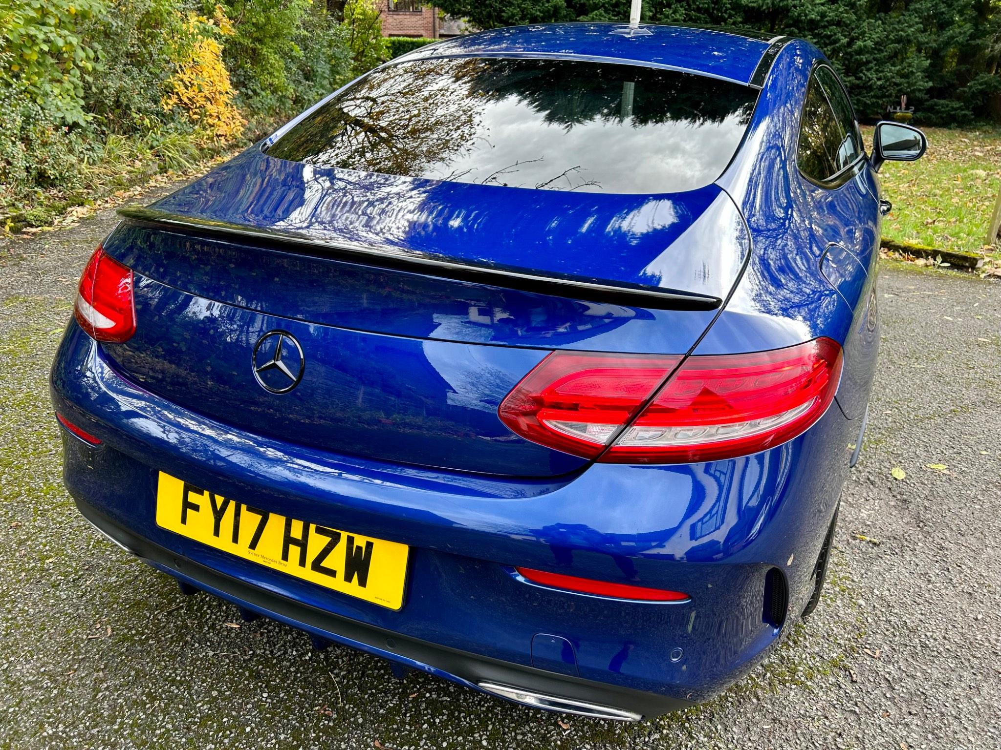 Mercedes-Benz C-Class view 11