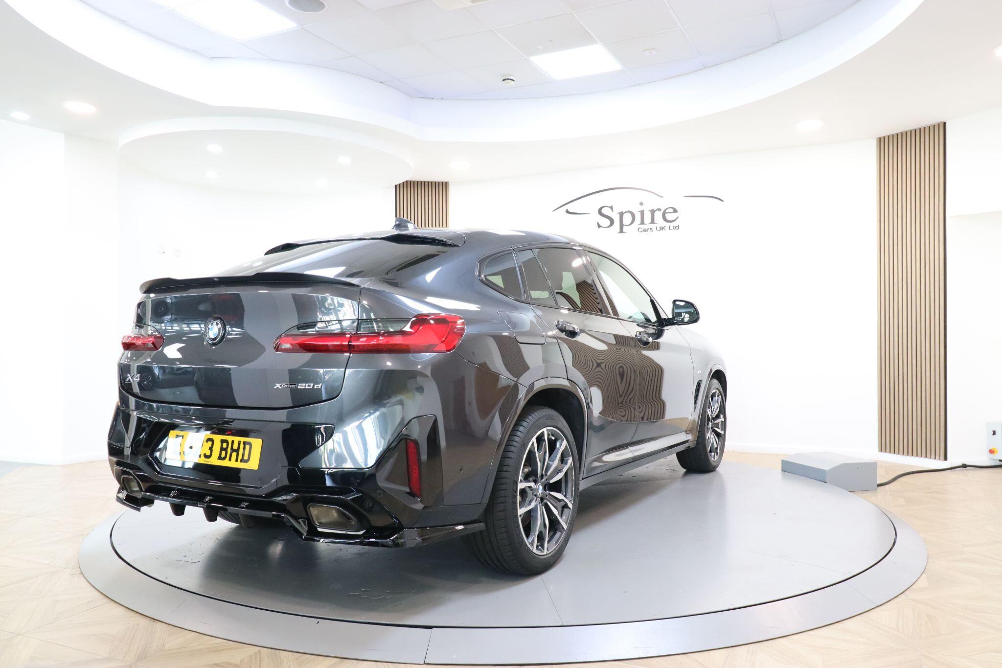 BMW X4 view 6