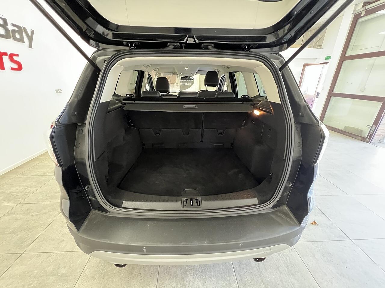 Ford Kuga view 16