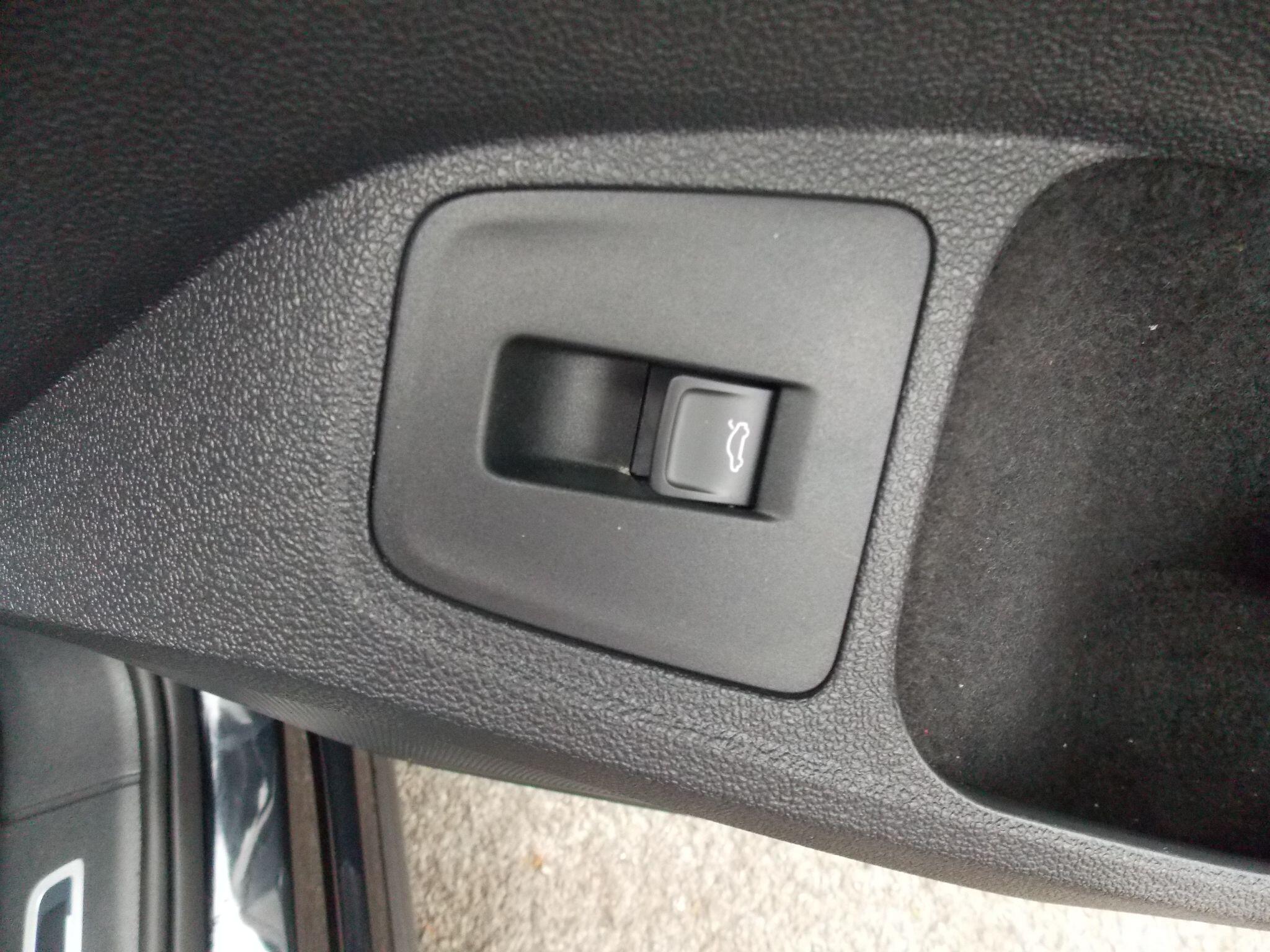 Volkswagen Tiguan view 33