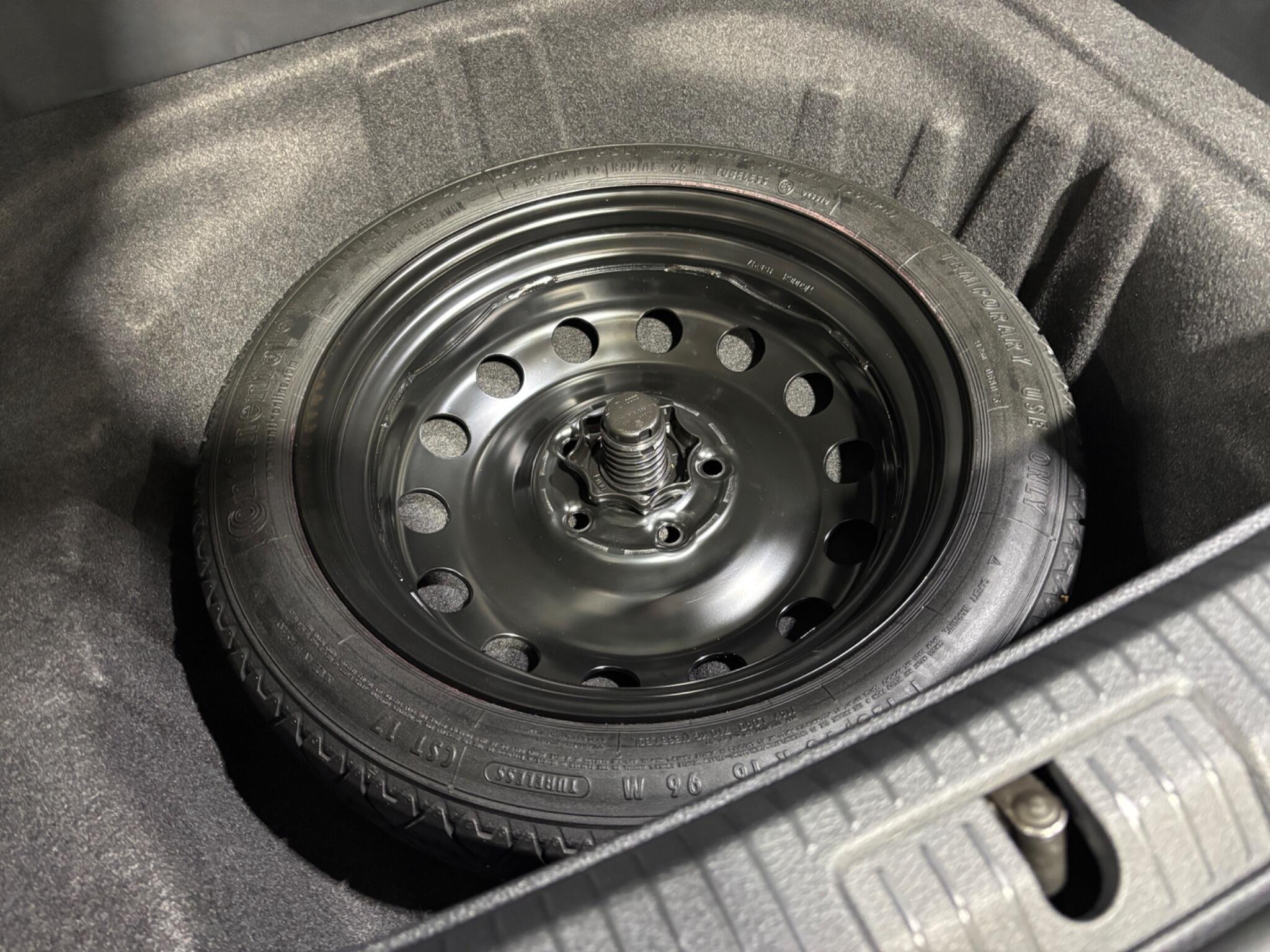 Volkswagen Golf view 57