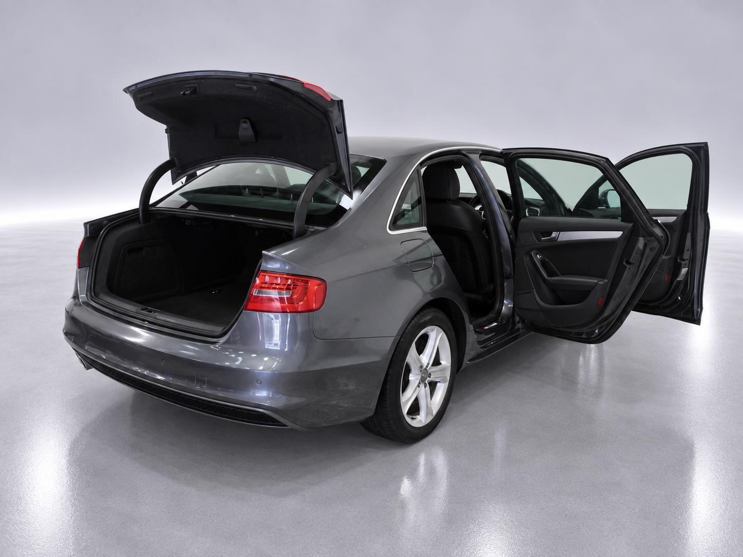 Audi A4 view 20