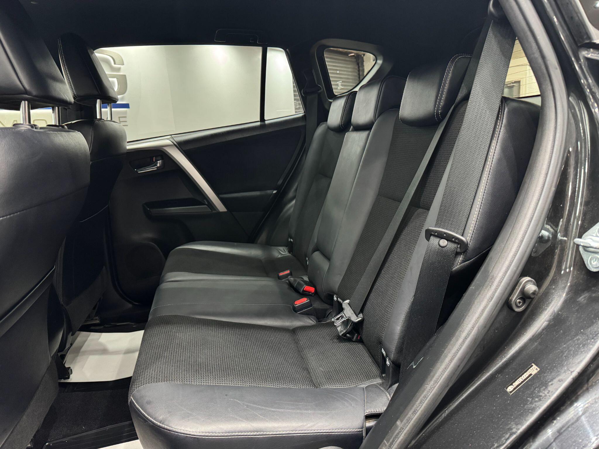 Toyota Rav4 view 41