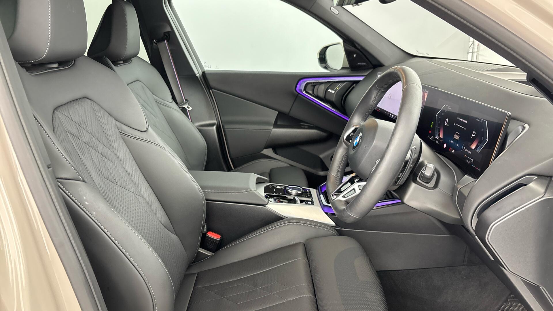 BMW X3 view 11