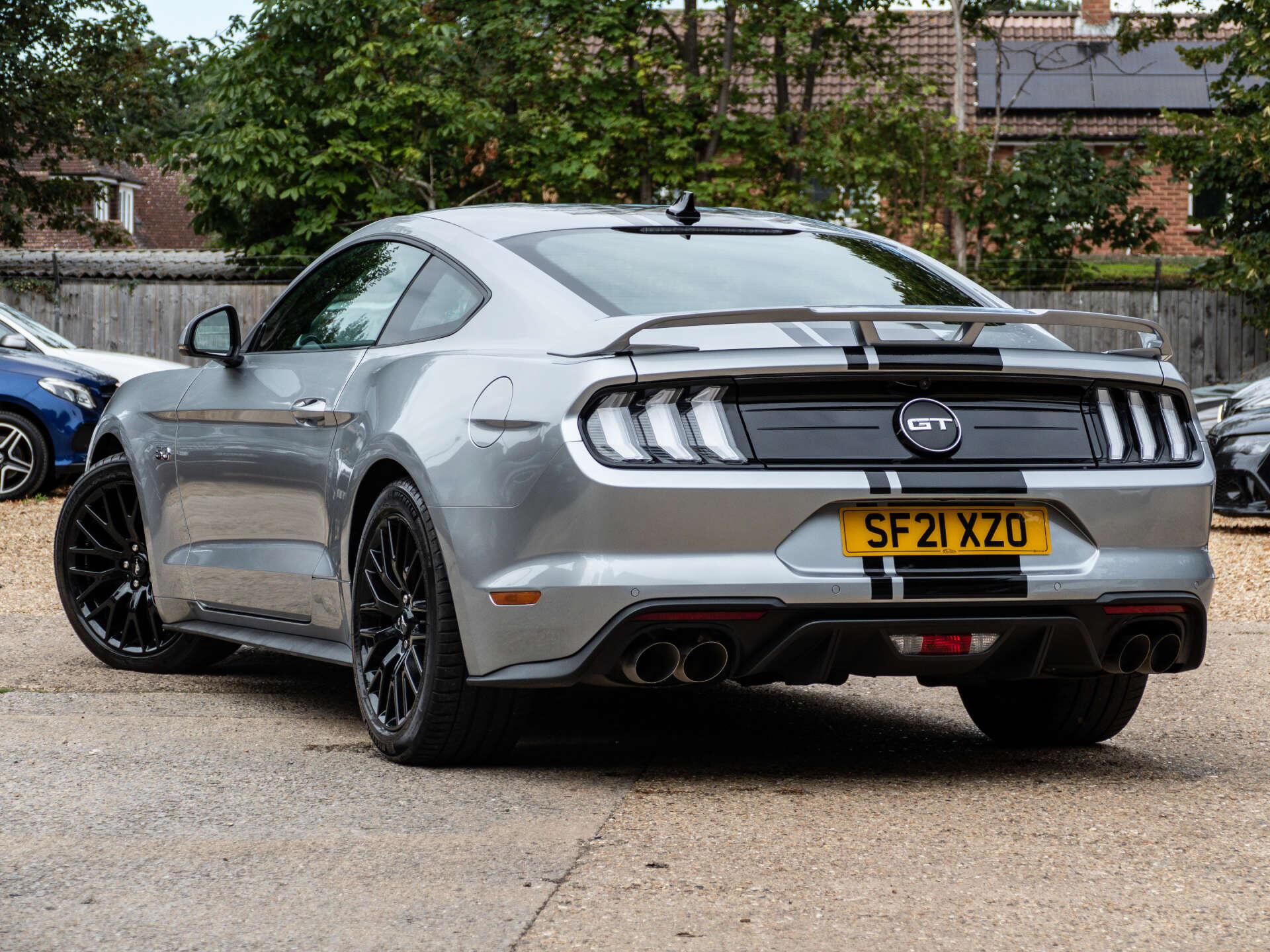 Ford Mustang view 2