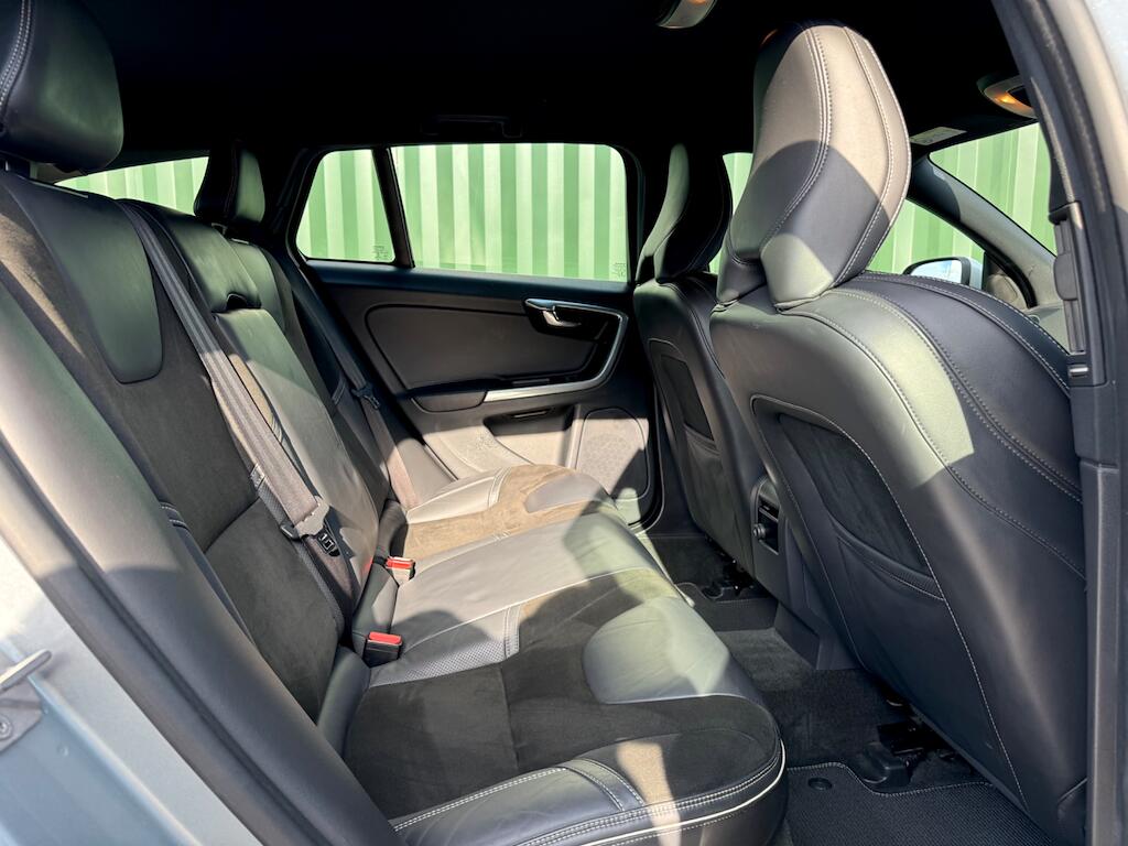 Volvo V60 view 35