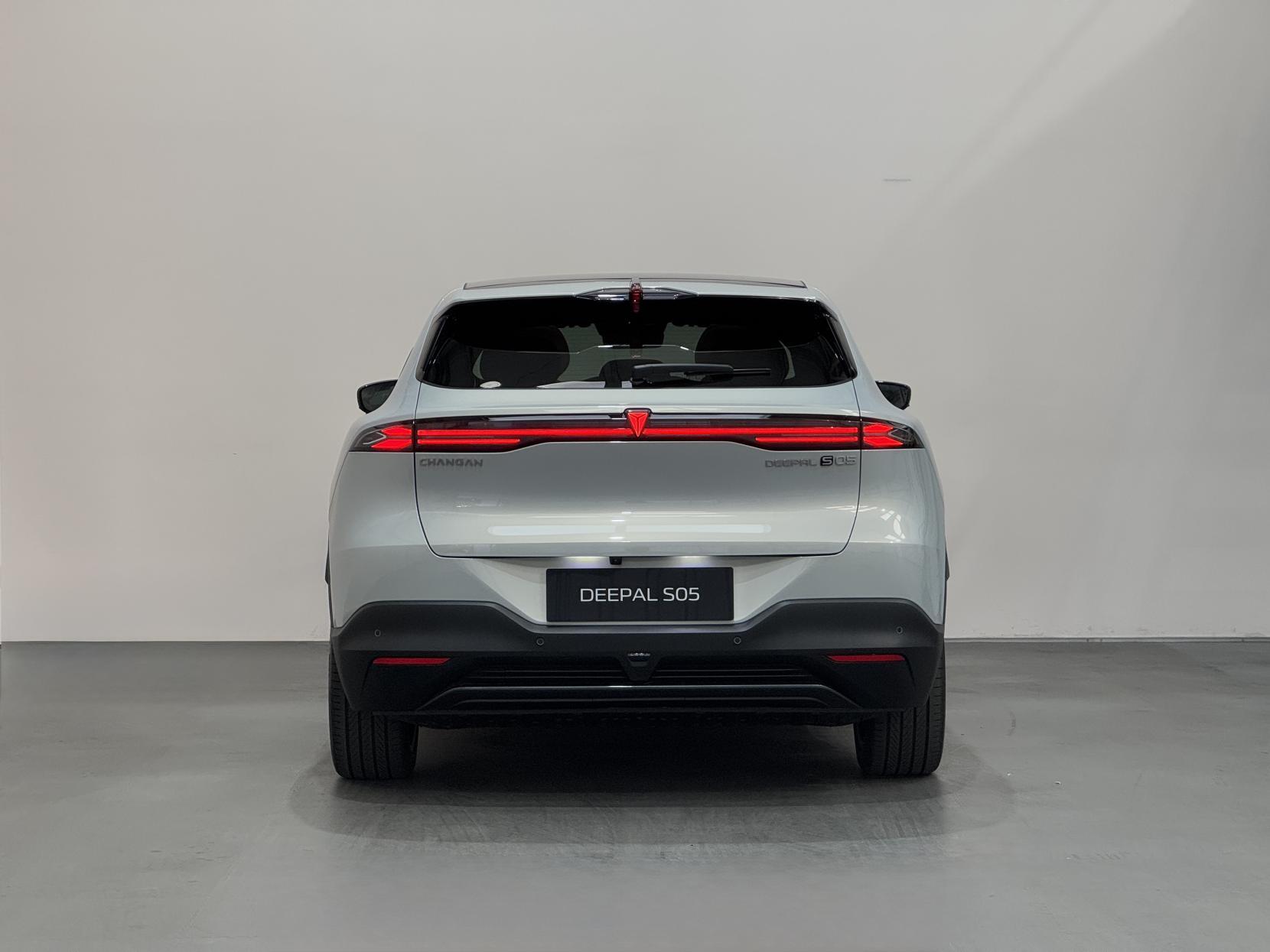 Changan Deepal S05 view 16
