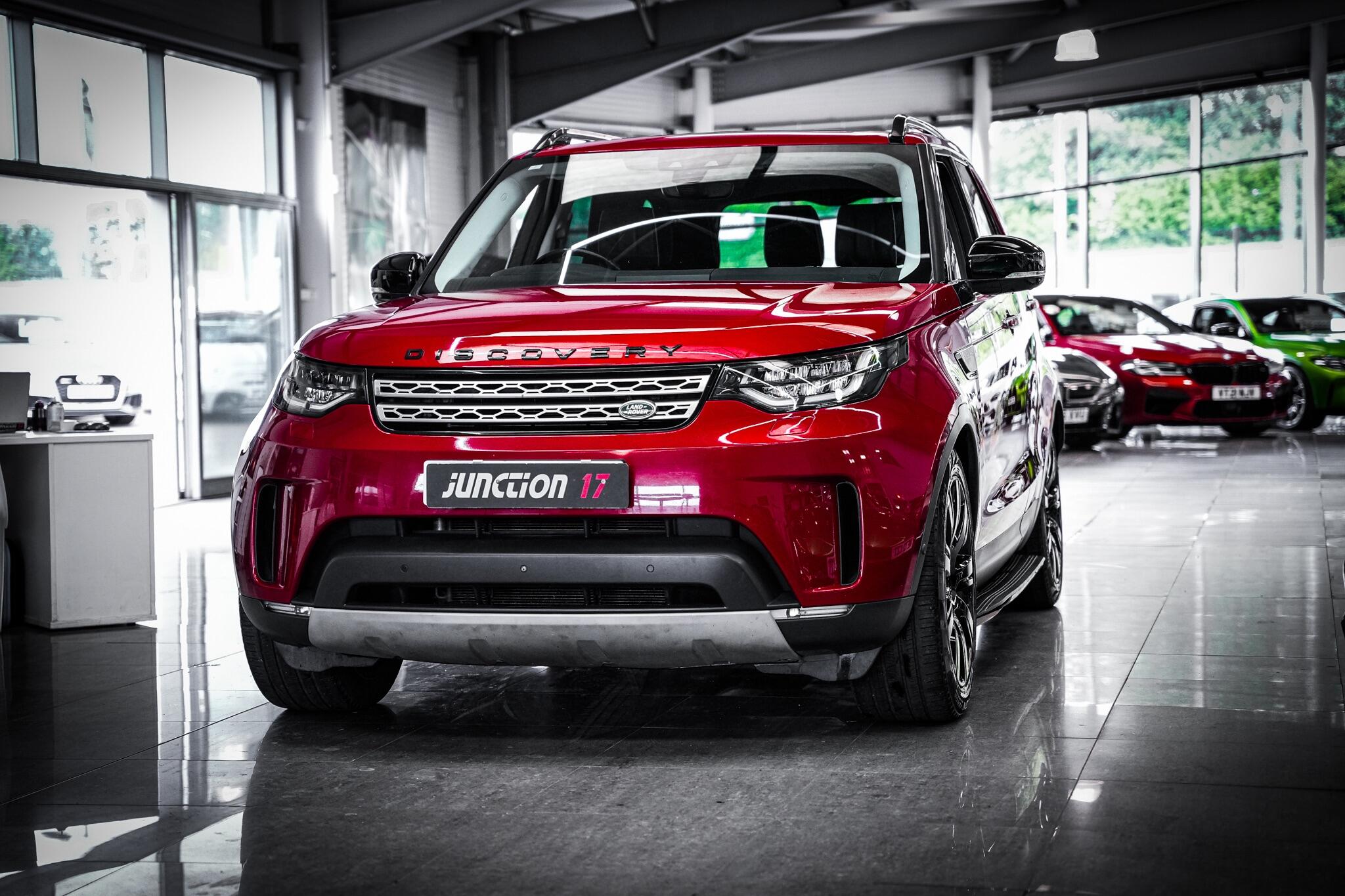 Land Rover Discovery view 13
